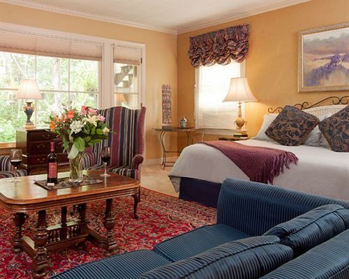 The Stockade Bed And Breakfast บาตันรูช ภายนอก รูปภาพ