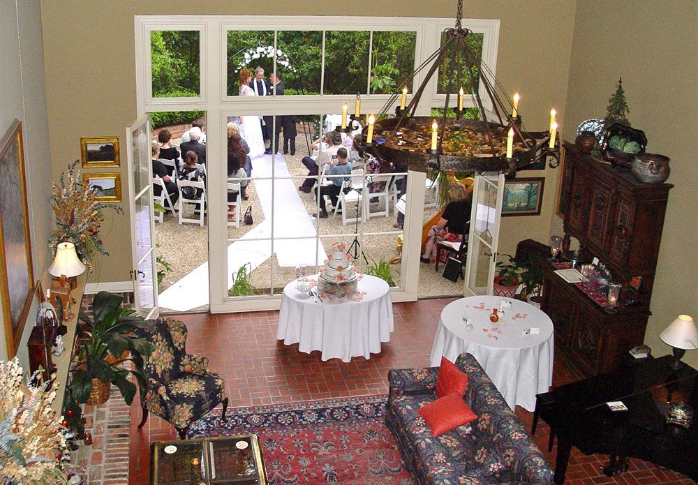 The Stockade Bed And Breakfast บาตันรูช ภายนอก รูปภาพ