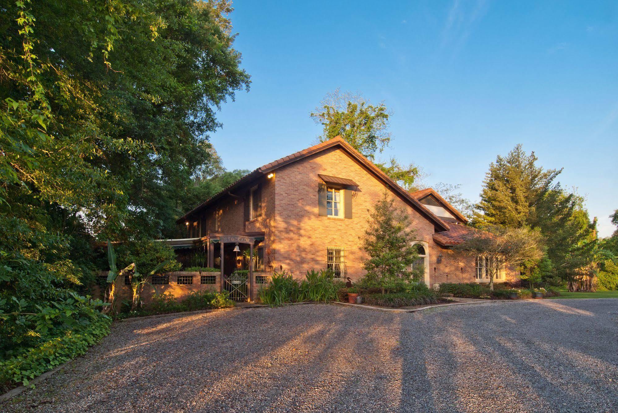 The Stockade Bed And Breakfast บาตันรูช ภายนอก รูปภาพ
